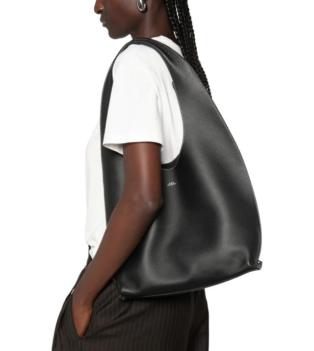Le Neige Schultertasche aus genarbtem Leder