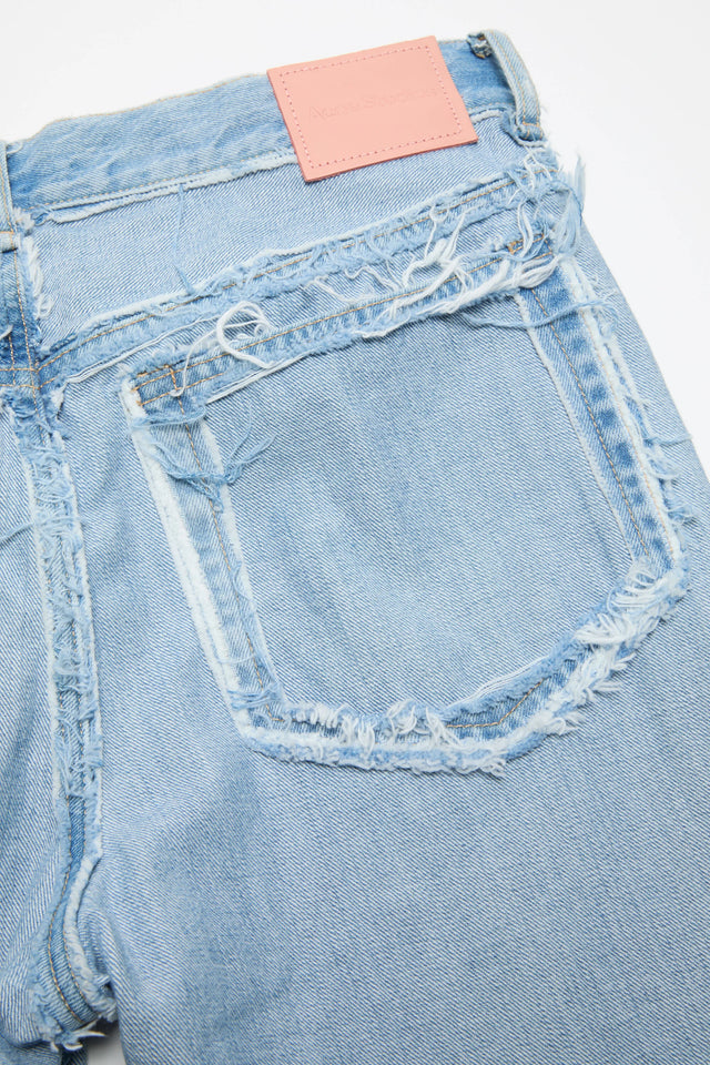 Ausgefranste Jeans mit Used-Look