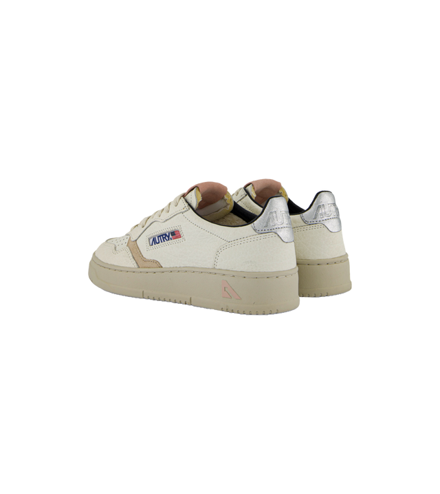 Medalist Sneakers Low Women (off-white)