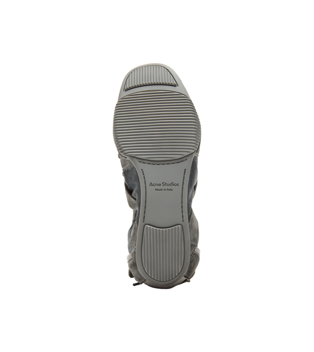 Schnürschuhe aus Wildleder