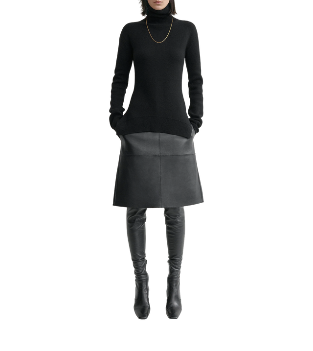 Pullover mit Zopfmuster