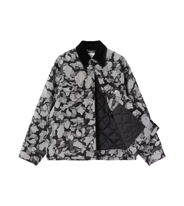 Kurzer Mantel mit Camouflage-Muster