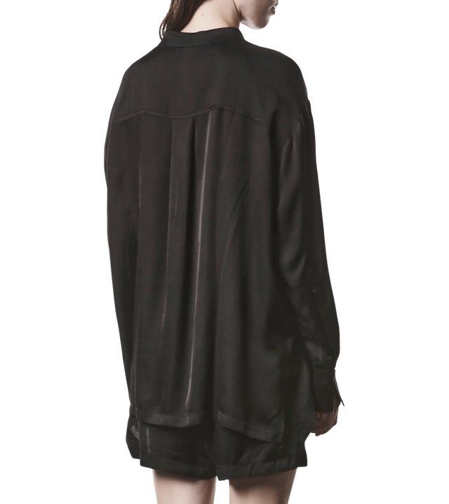 Lange Bluse im Sateen-Look mit Relaxed Fit