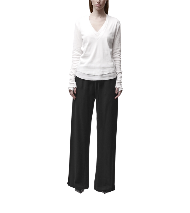 Langarmshirt mit V-Ausschnitt