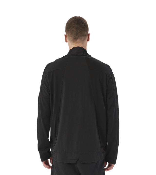 Longsleeve mit aufgestezter Tasche