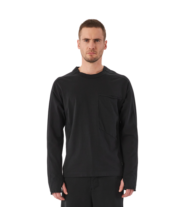 Longsleeve mit aufgesetzter Tasche