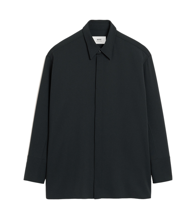 Langes Oversize-Hemd mit seitlichen Schlitzen