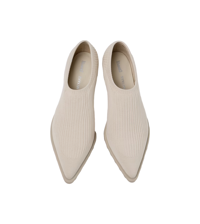 Anna Slipper x Issey Miyake