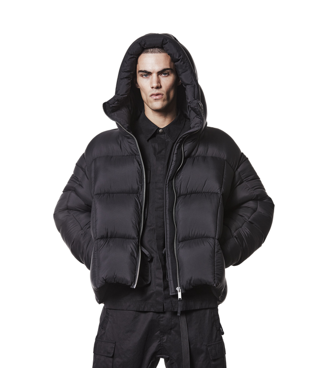 Daunenjacke mit Kapuze