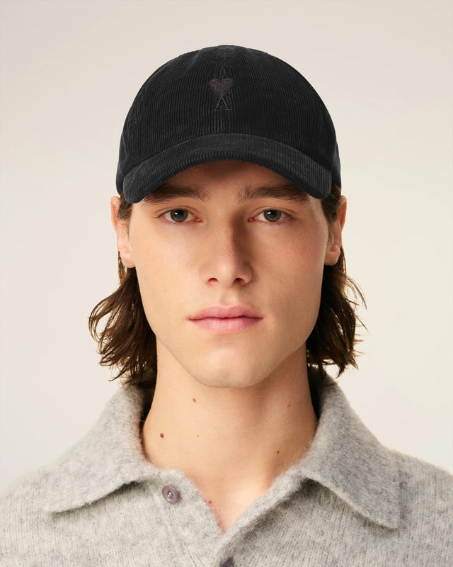 Ami De Coeur Baseballkappe aus Cord